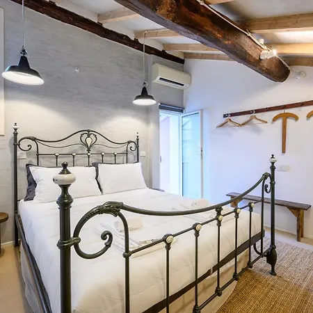 Apartamento Skylight Duplex In Historic Center