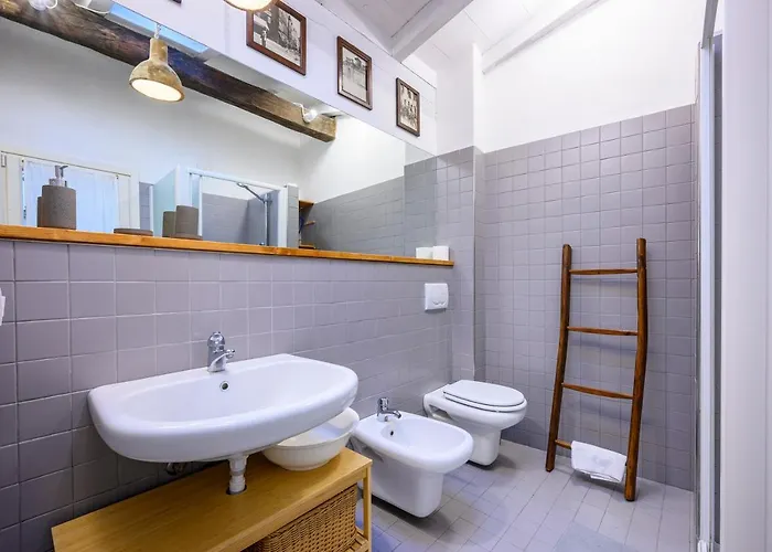 Skylight Duplex In Historic Center Apartament